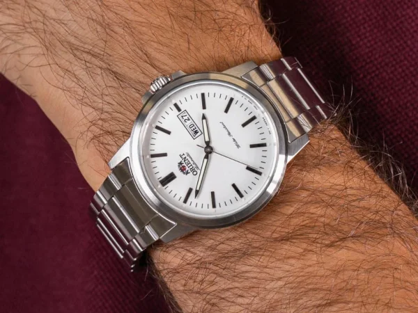 orient RA-AA0C03S19B on hand