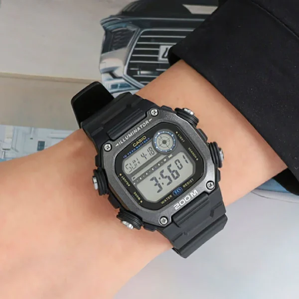casio DW-291HX-1AVDF on hand