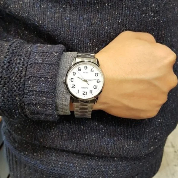 casio MTP-1303D-7BVDF on hand