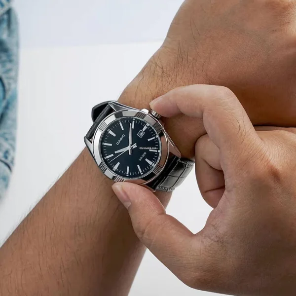 casio MTP-1308L-1AVDF on hand