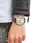 casio MTP-1375L-7AVDF on hand