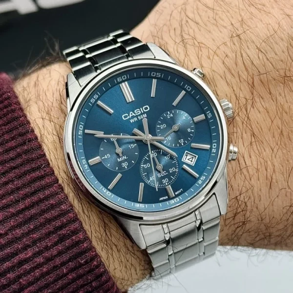 casio MTP-E515D-2A1VDF on hand