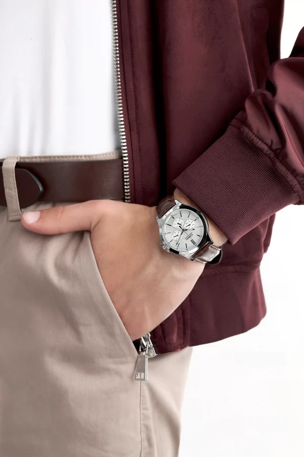 casio MTP-V300L-7AUDF on hand