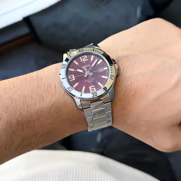 casio MTP-VD01D-6BV on hand