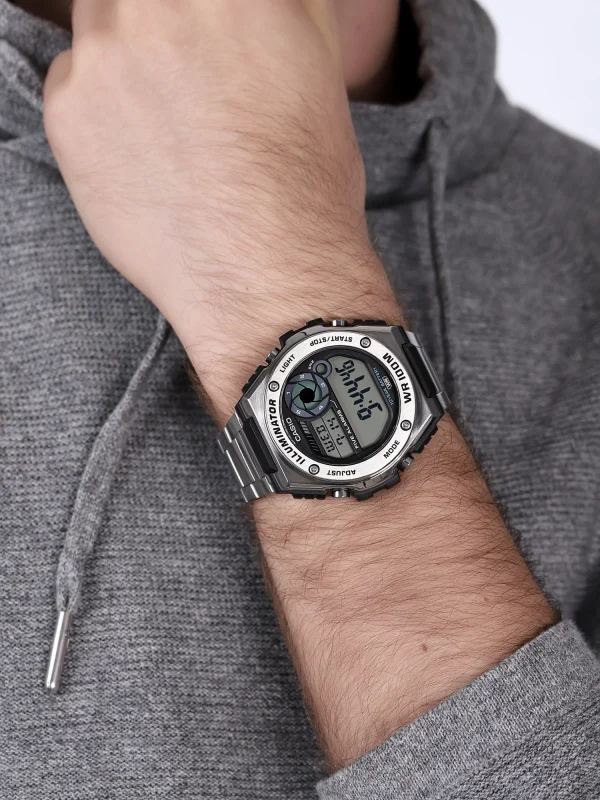 casio MWD-100HD-1AVDF on hand