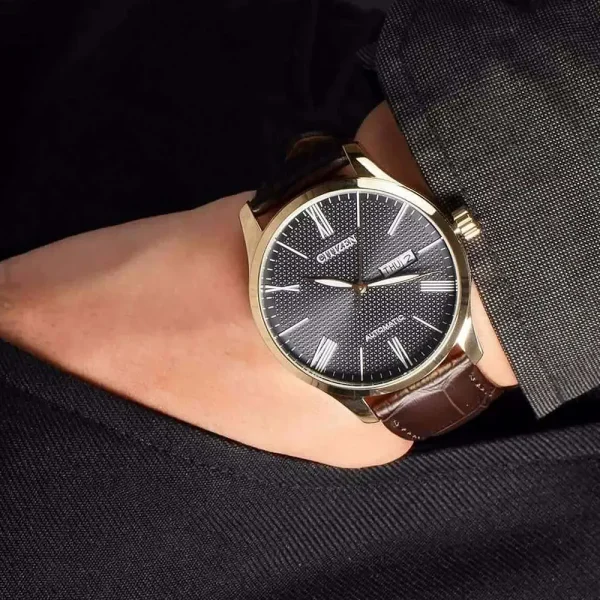 citizen NH8353-00H on hand