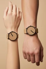 picto P43349-4820B on hand