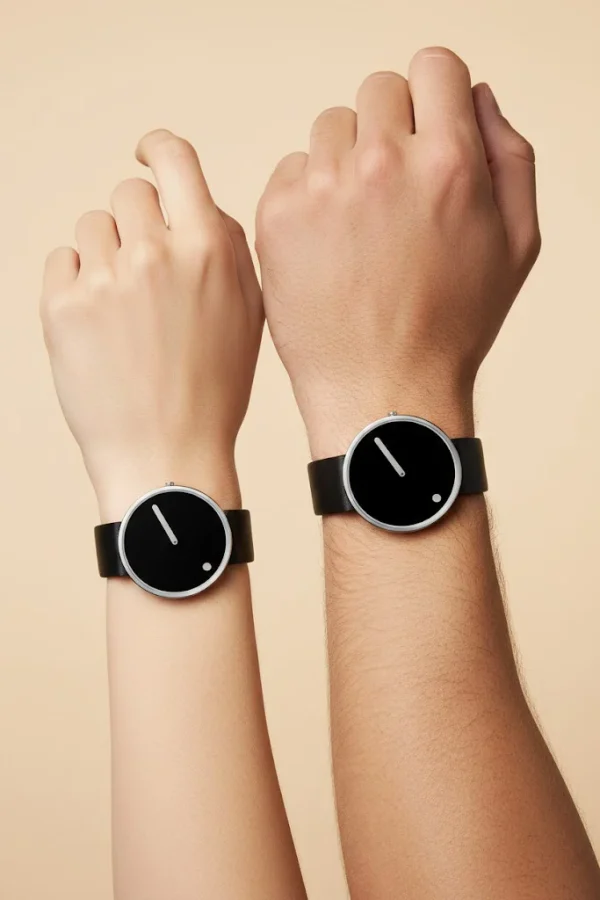 picto P43370-4120S on hand