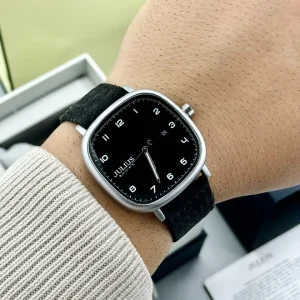 Julius JAH-123A on hand