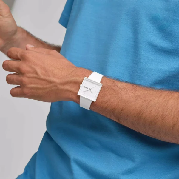 ساعت مچی سواچ  SWATCH SO34W700 - تصویر 2